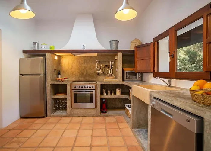 Font Villa Santa Eularia des Riu